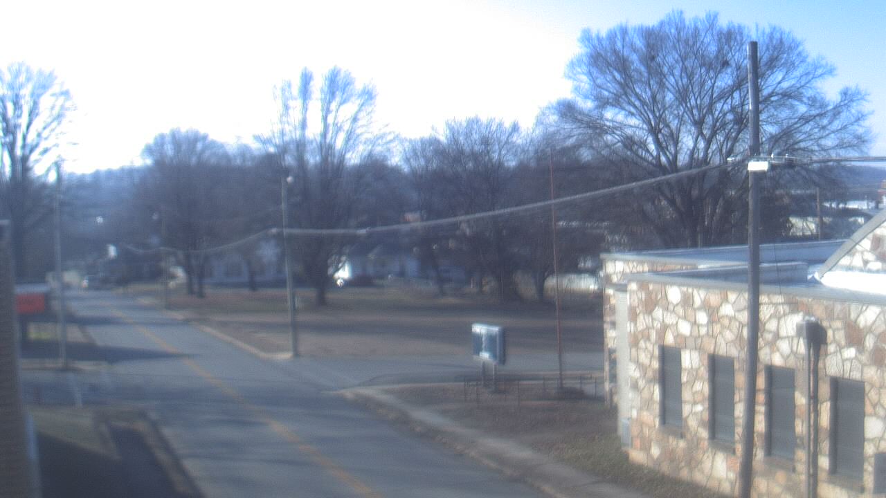 Thumbnail for current weather camera view from Current River Career Center in Doniphan, Missouri