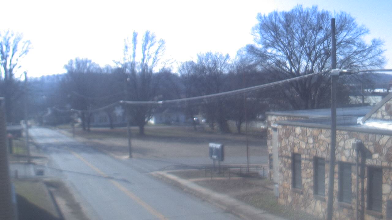 Thumbnail for current weather camera view from Current River Career Center in Doniphan, Missouri