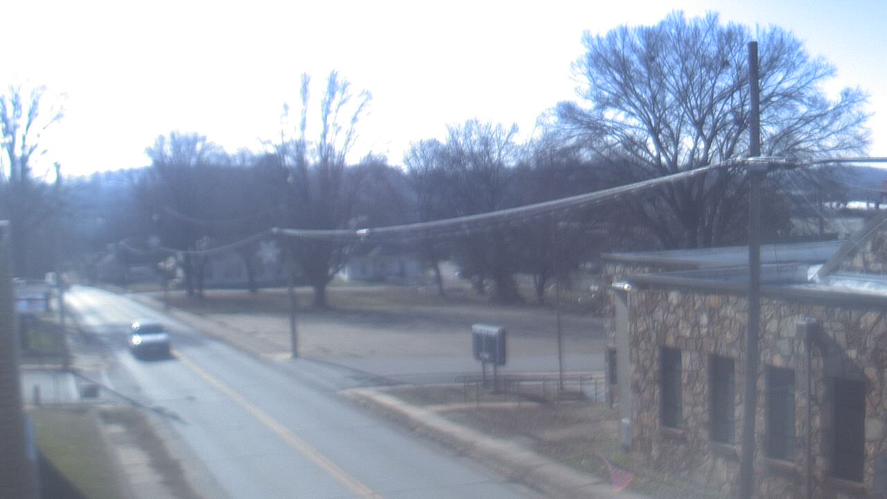Thumbnail for current weather camera view from Current River Career Center in Doniphan, Missouri