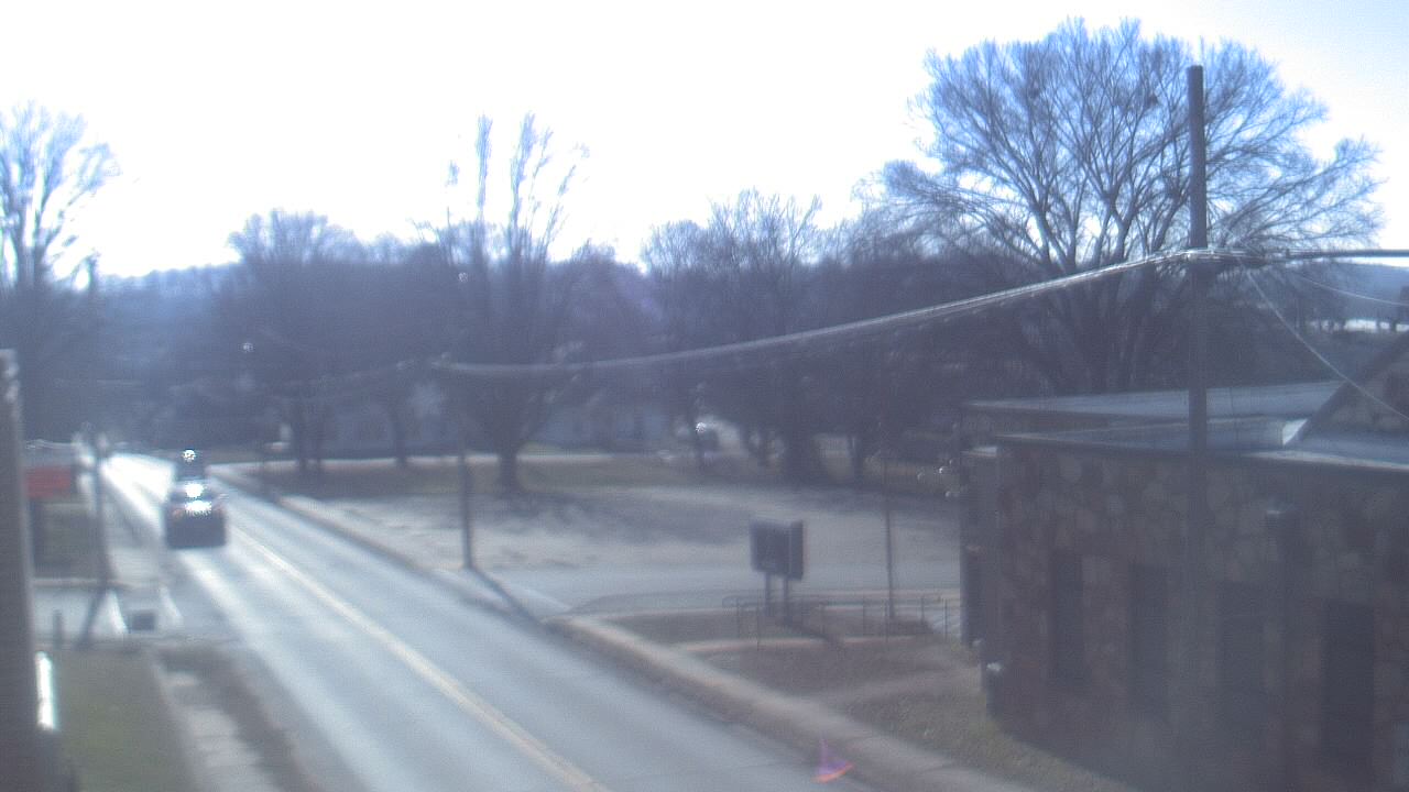 Thumbnail for current weather camera view from Current River Career Center in Doniphan, Missouri