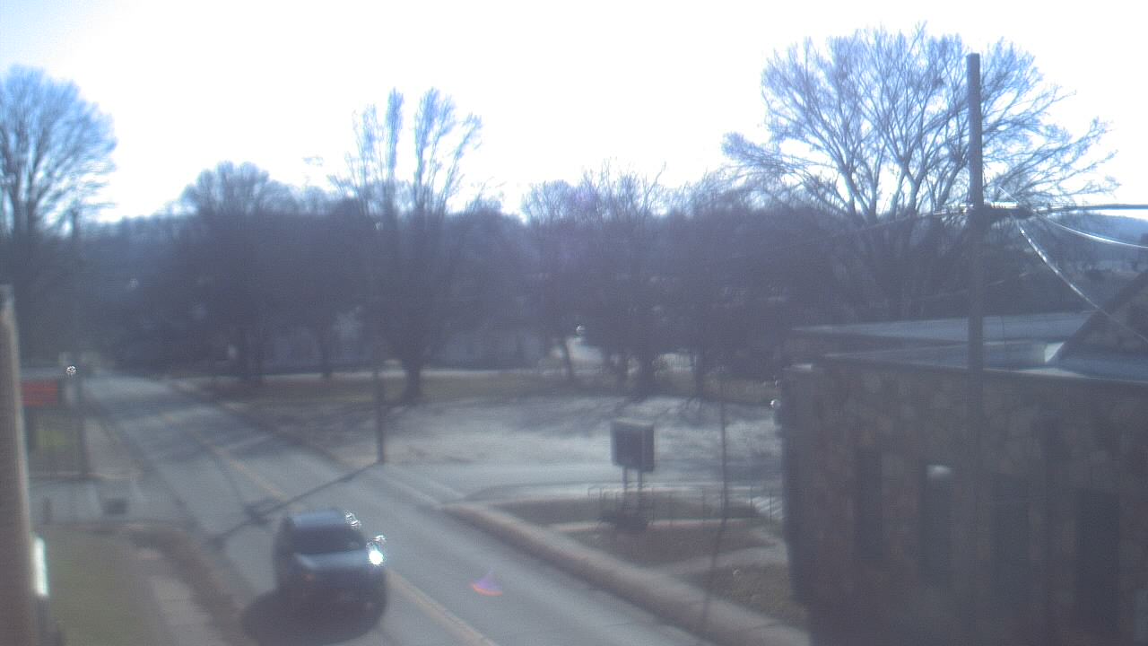 Thumbnail for current weather camera view from Current River Career Center in Doniphan, Missouri