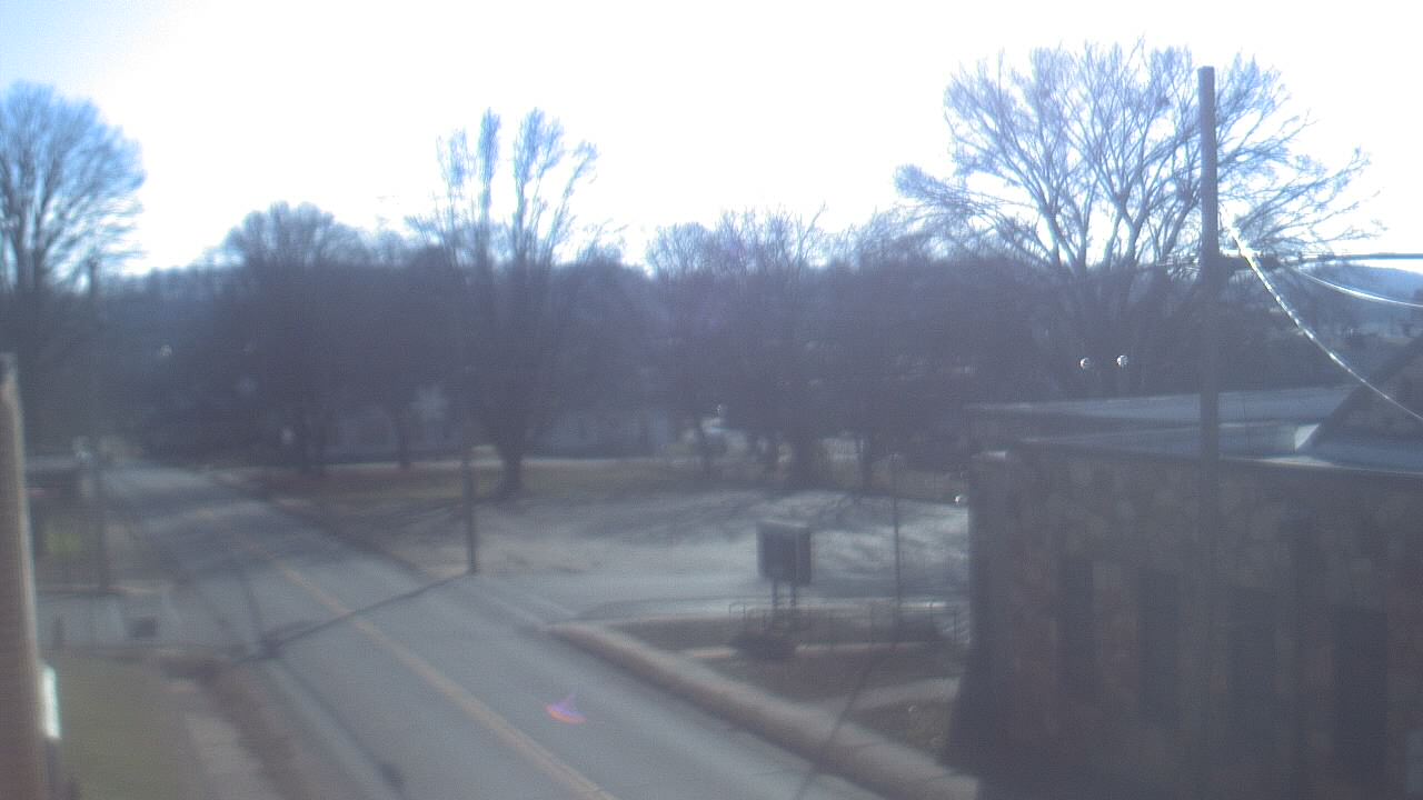 Thumbnail for current weather camera view from Current River Career Center in Doniphan, Missouri
