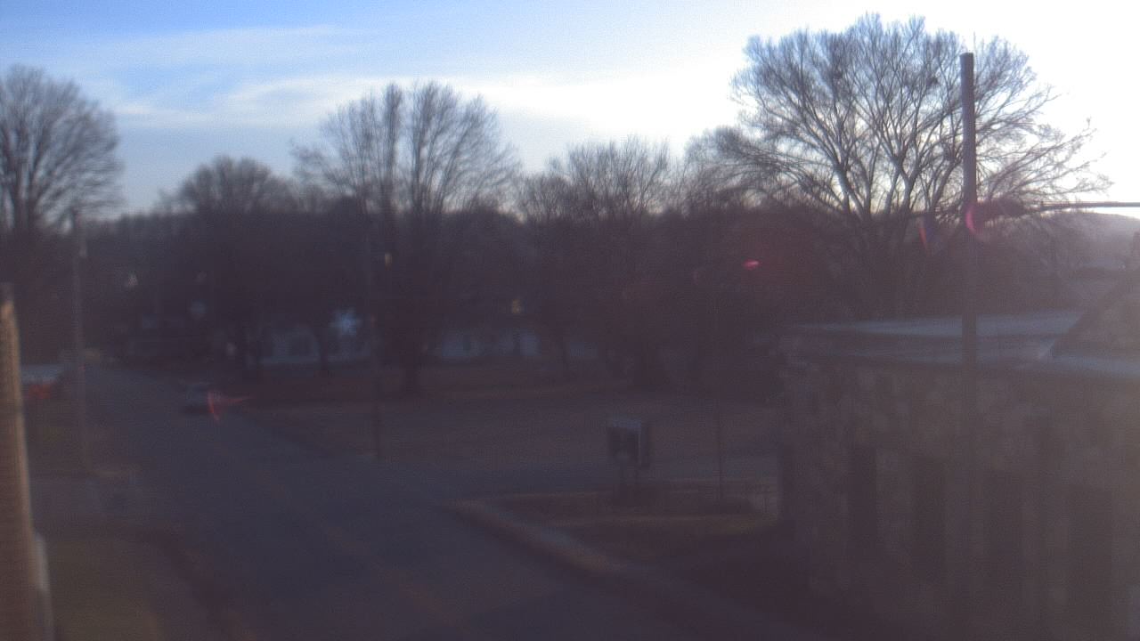 Thumbnail for current weather camera view from Current River Career Center in Doniphan, Missouri