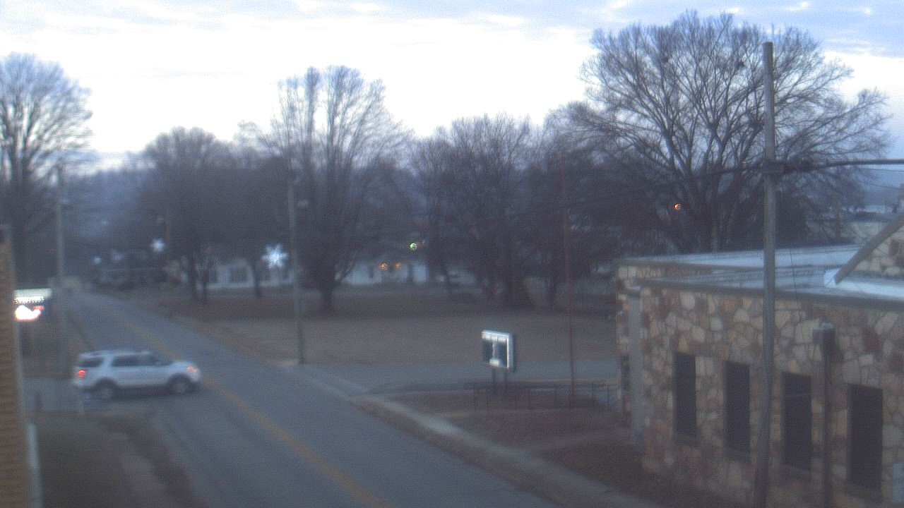 Thumbnail for current weather camera view from Current River Career Center in Doniphan, Missouri