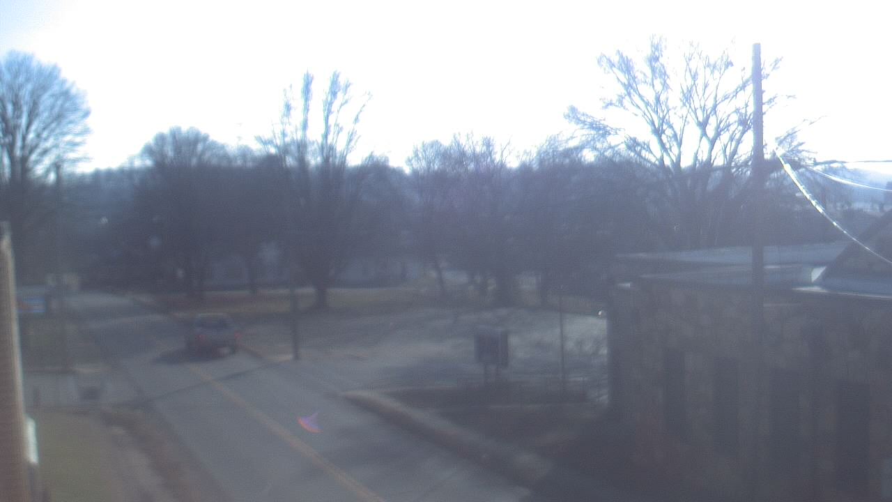 Thumbnail for current weather camera view from Current River Career Center in Doniphan, Missouri