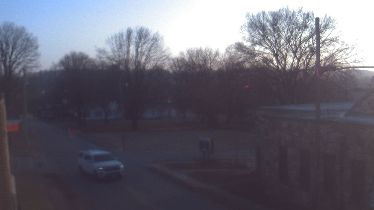 Thumbnail for current weather camera view from Current River Career Center in Doniphan, Missouri