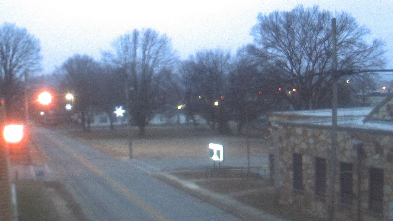 Thumbnail for current weather camera view from Current River Career Center in Doniphan, Missouri