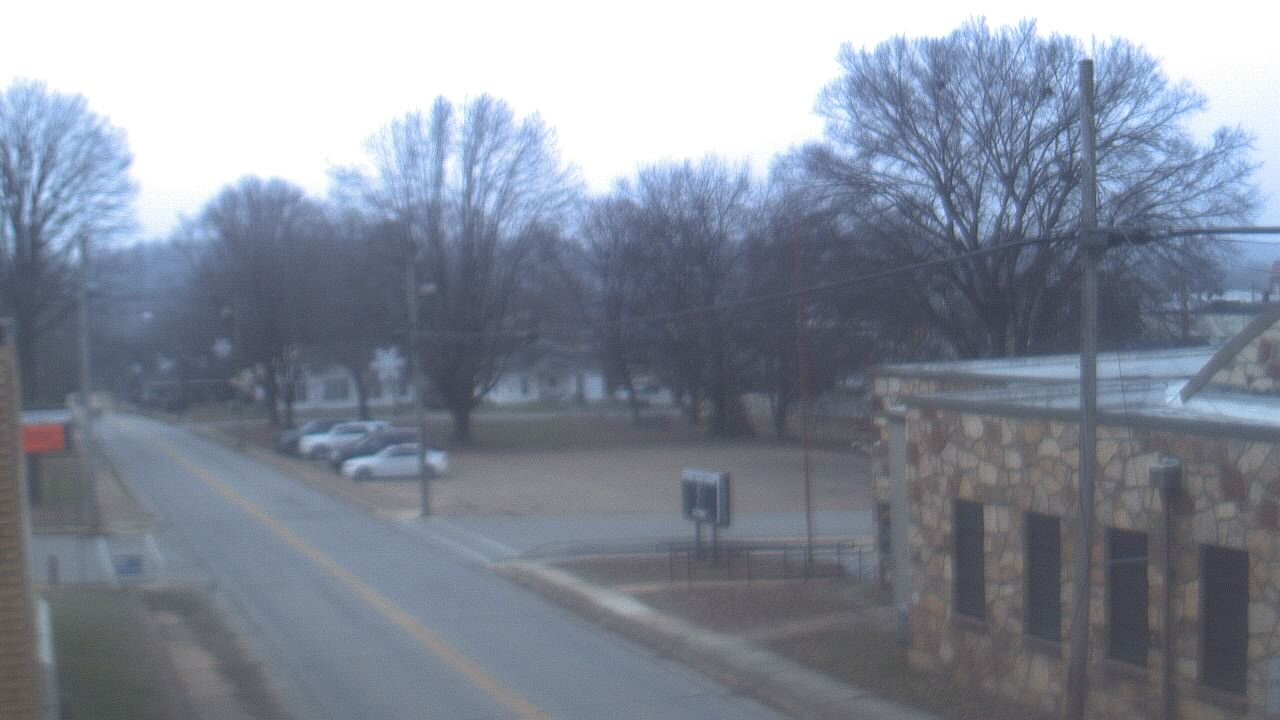 Thumbnail for current weather camera view from Current River Career Center in Doniphan, Missouri
