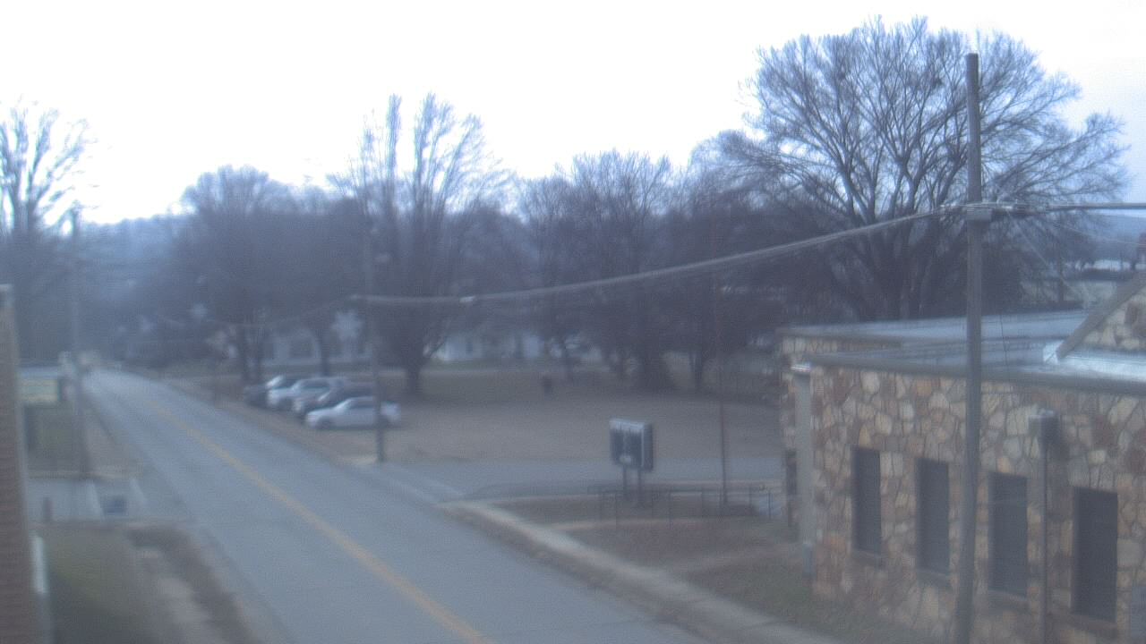 Thumbnail for current weather camera view from Current River Career Center in Doniphan, Missouri