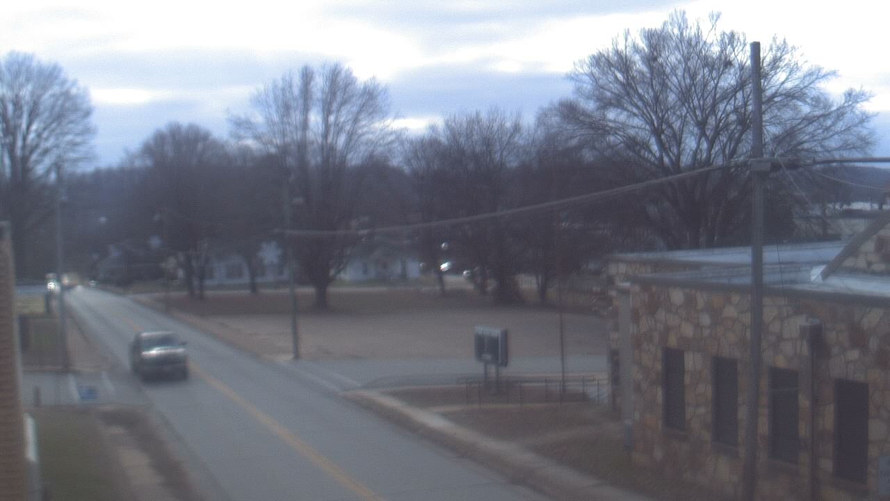 Thumbnail for current weather camera view from Current River Career Center in Doniphan, Missouri