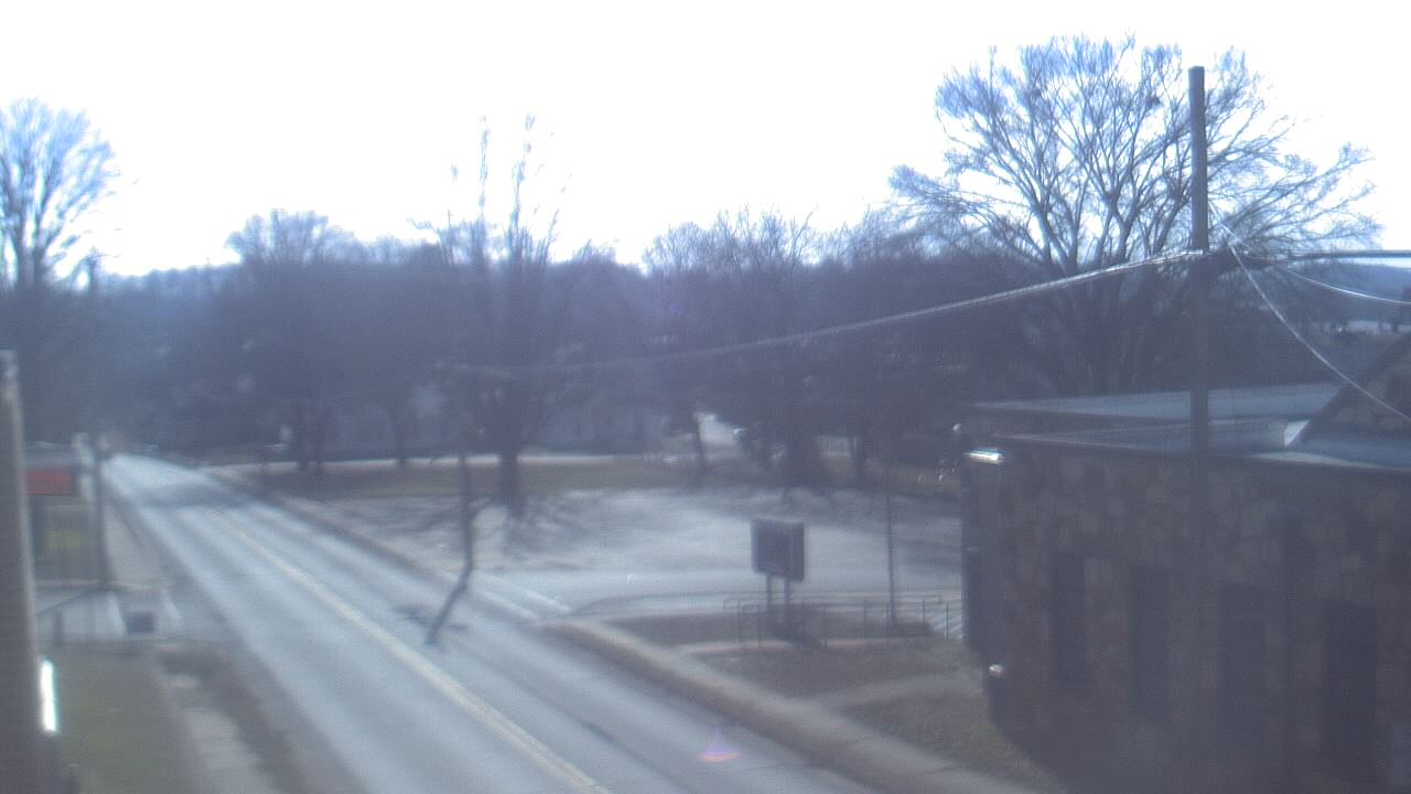 Thumbnail for current weather camera view from Current River Career Center in Doniphan, Missouri