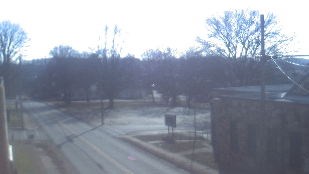 Thumbnail for current weather camera view from Current River Career Center in Doniphan, Missouri