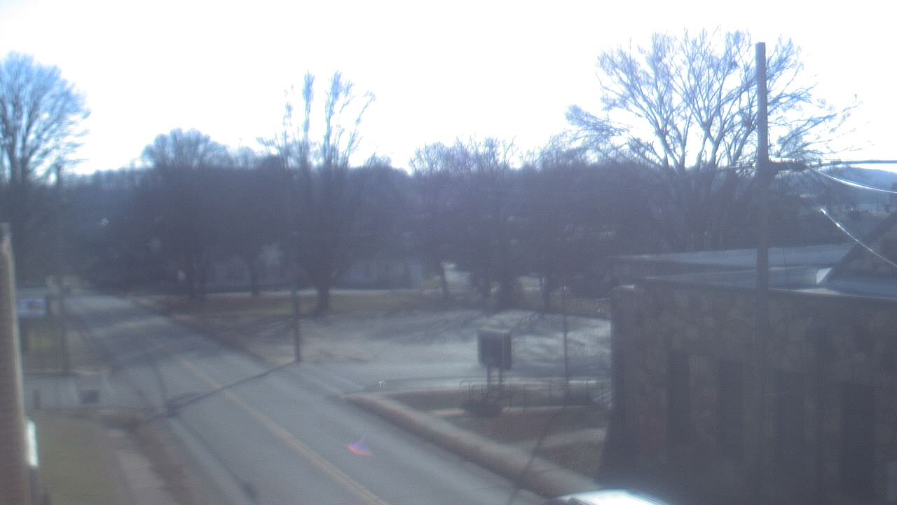 Thumbnail for current weather camera view from Current River Career Center in Doniphan, Missouri