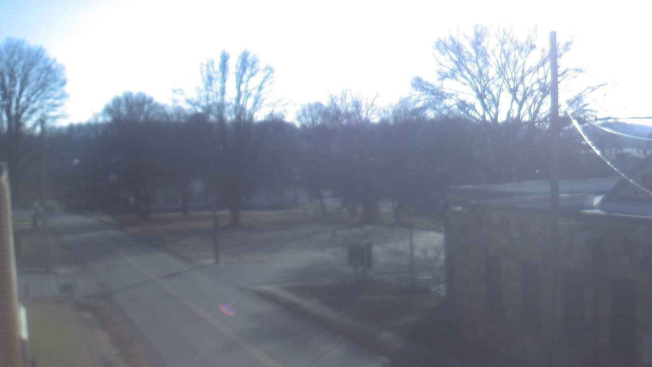 Thumbnail for current weather camera view from Current River Career Center in Doniphan, Missouri