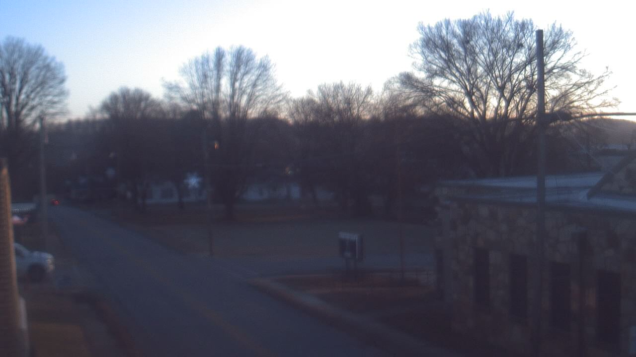 Thumbnail for current weather camera view from Current River Career Center in Doniphan, Missouri