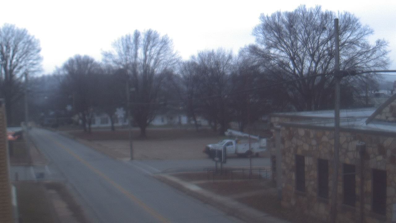 Thumbnail for current weather camera view from Current River Career Center in Doniphan, Missouri