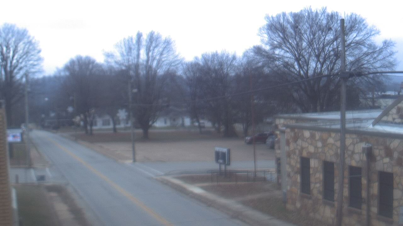 Thumbnail for current weather camera view from Current River Career Center in Doniphan, Missouri
