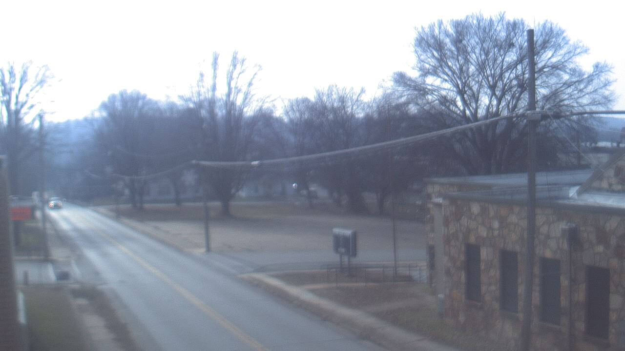 Thumbnail for current weather camera view from Current River Career Center in Doniphan, Missouri