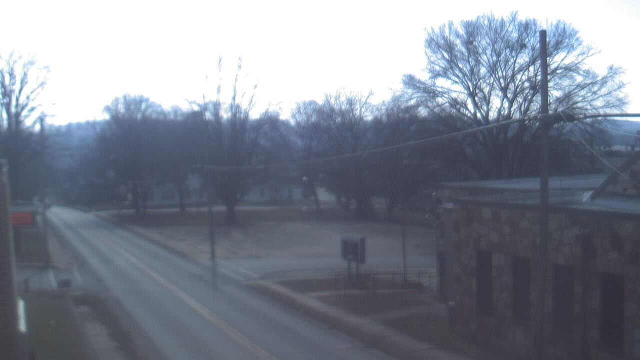 Thumbnail for current weather camera view from Current River Career Center in Doniphan, Missouri