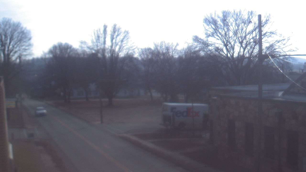 Thumbnail for current weather camera view from Current River Career Center in Doniphan, Missouri