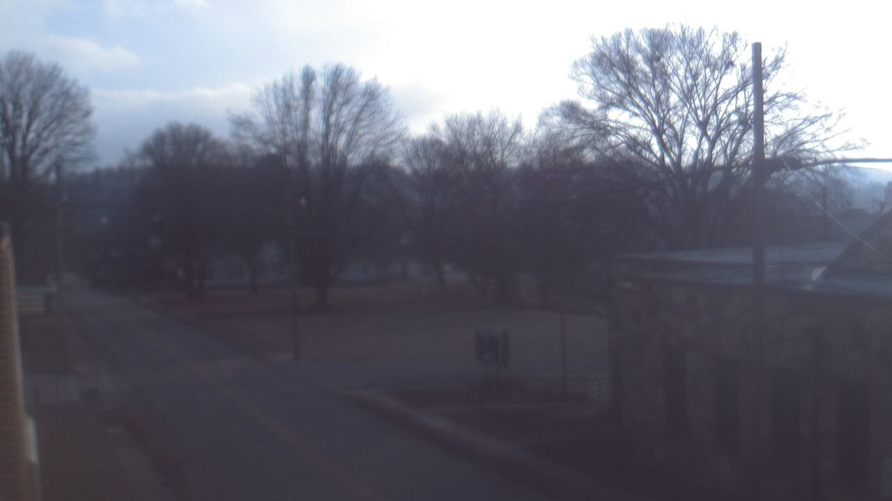 Thumbnail for current weather camera view from Current River Career Center in Doniphan, Missouri