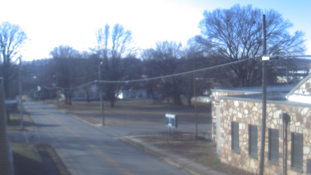 Thumbnail for current weather camera view from Current River Career Center in Doniphan, Missouri