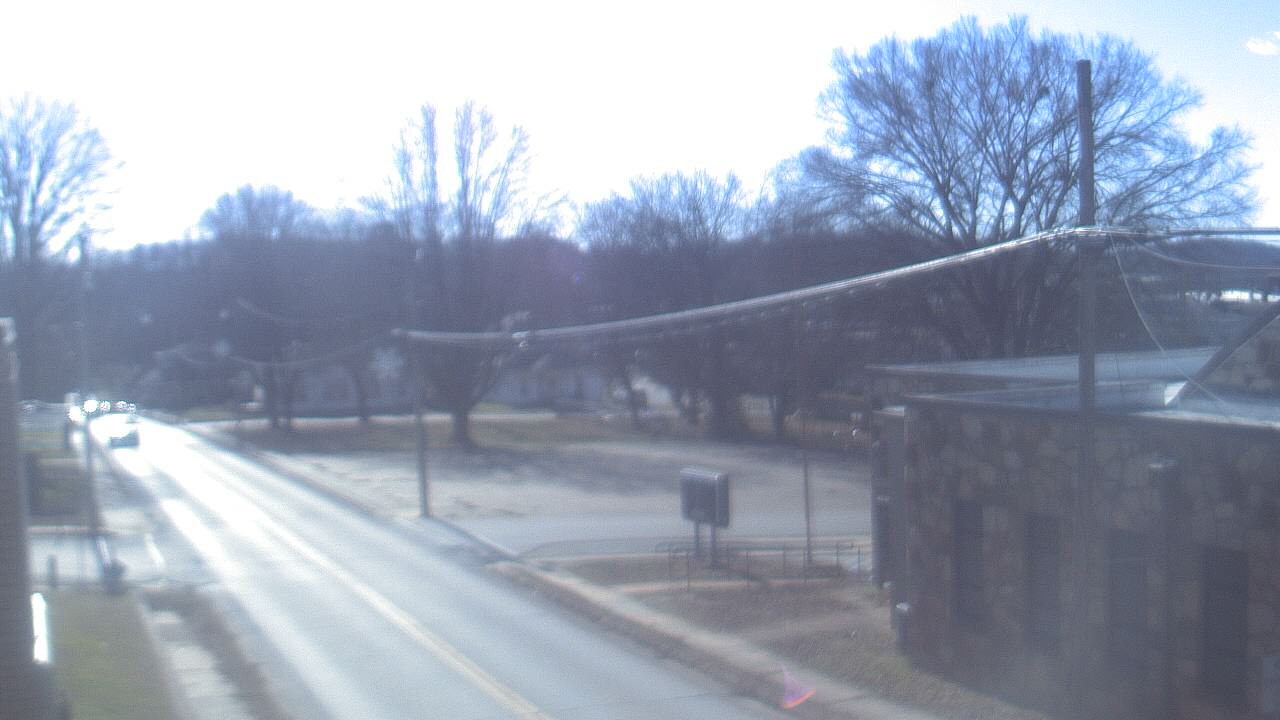 Thumbnail for current weather camera view from Current River Career Center in Doniphan, Missouri
