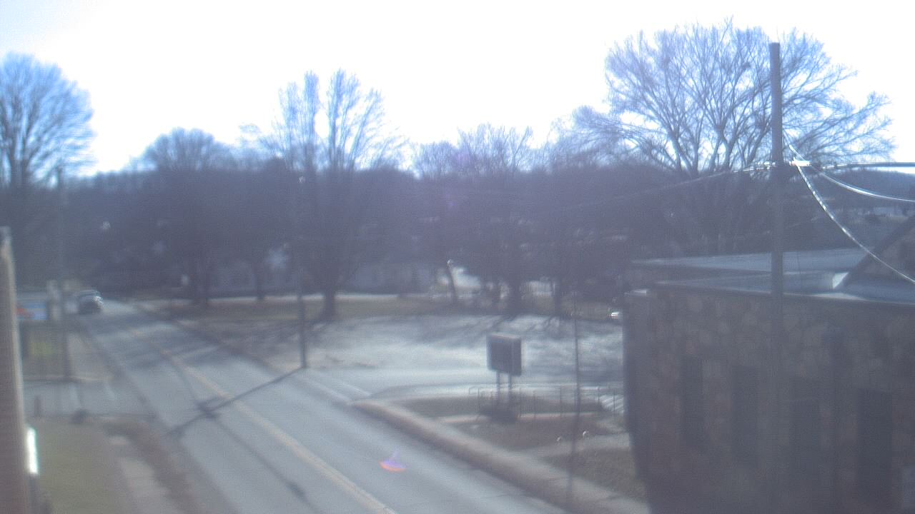 Thumbnail for current weather camera view from Current River Career Center in Doniphan, Missouri
