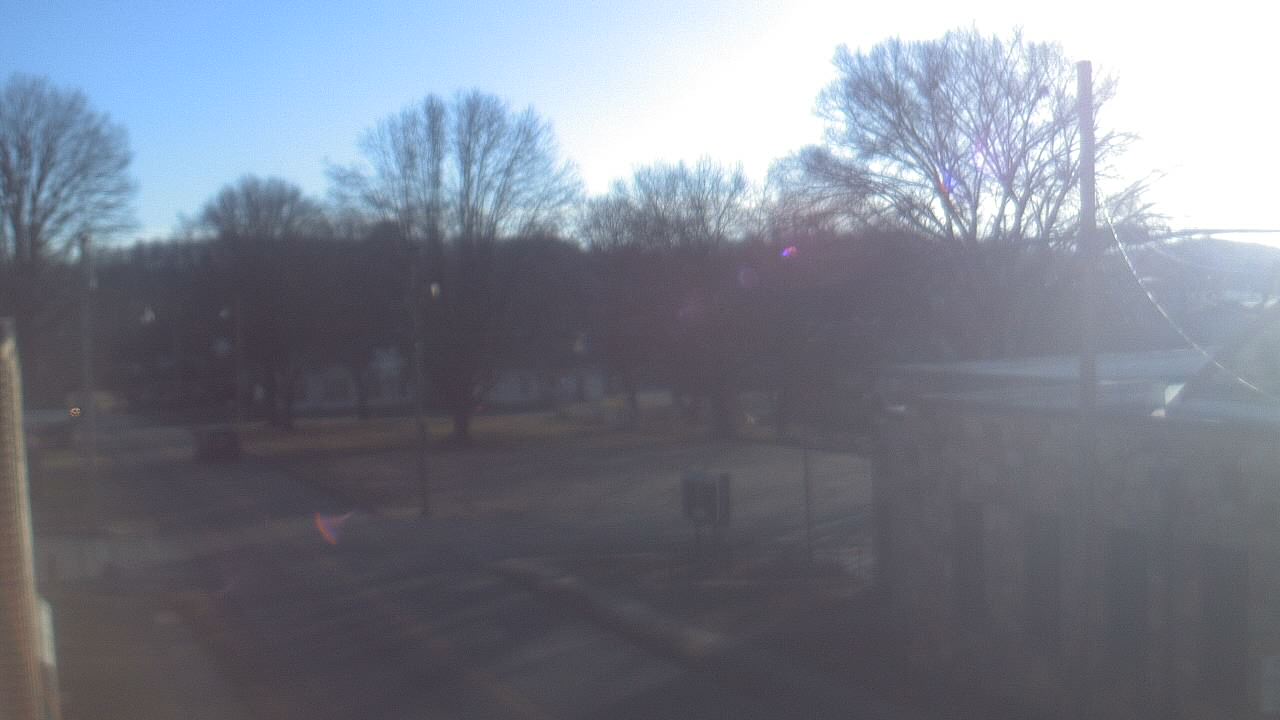 Thumbnail for current weather camera view from Current River Career Center in Doniphan, Missouri