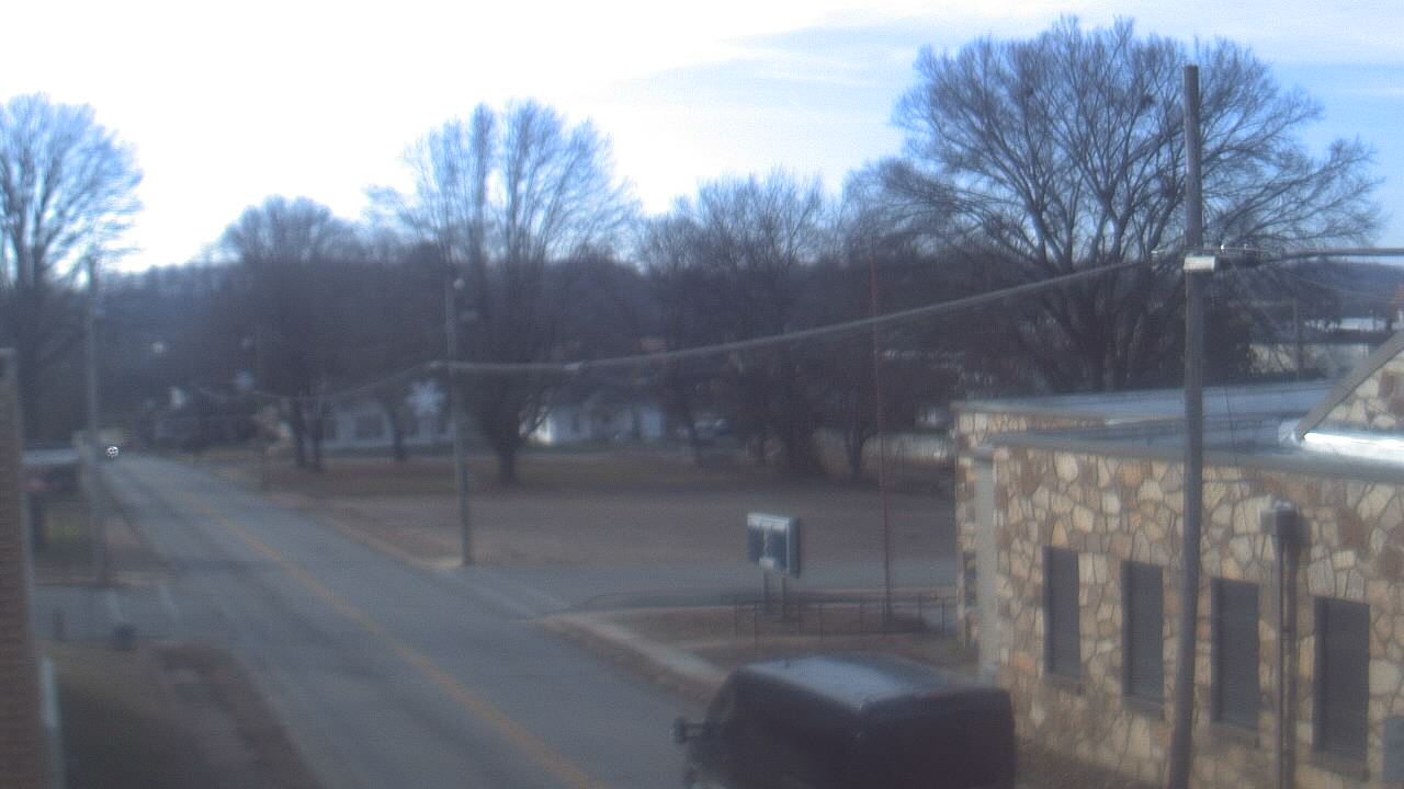 Thumbnail for current weather camera view from Current River Career Center in Doniphan, Missouri