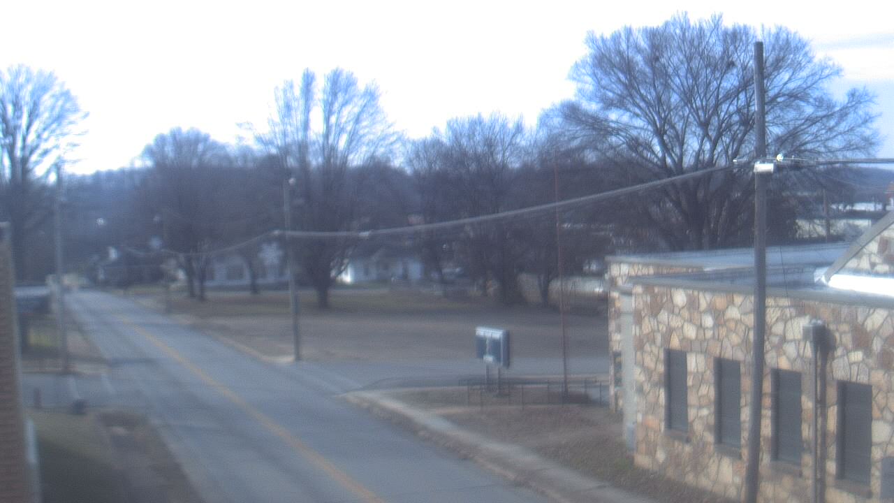 Thumbnail for current weather camera view from Current River Career Center in Doniphan, Missouri