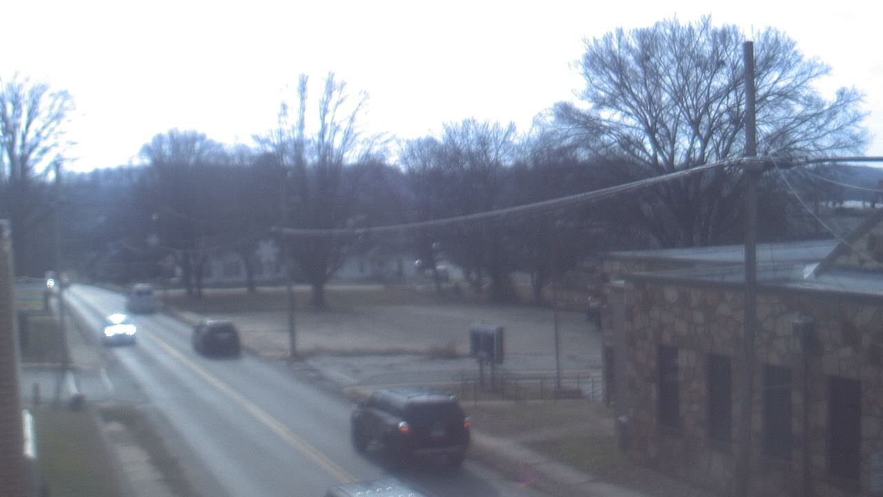 Thumbnail for current weather camera view from Current River Career Center in Doniphan, Missouri
