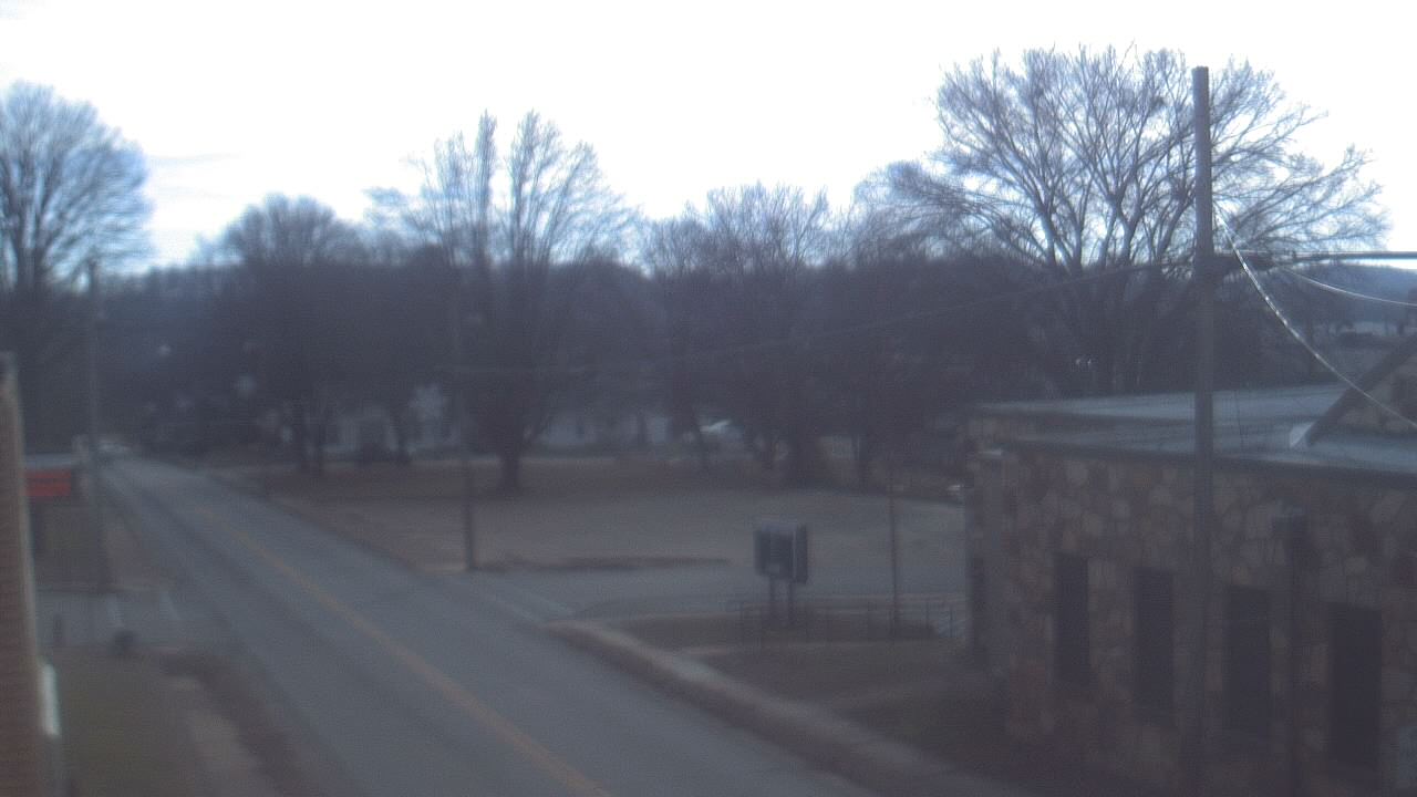 Thumbnail for current weather camera view from Current River Career Center in Doniphan, Missouri