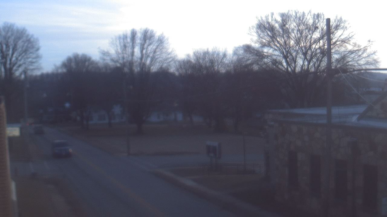 Thumbnail for current weather camera view from Current River Career Center in Doniphan, Missouri