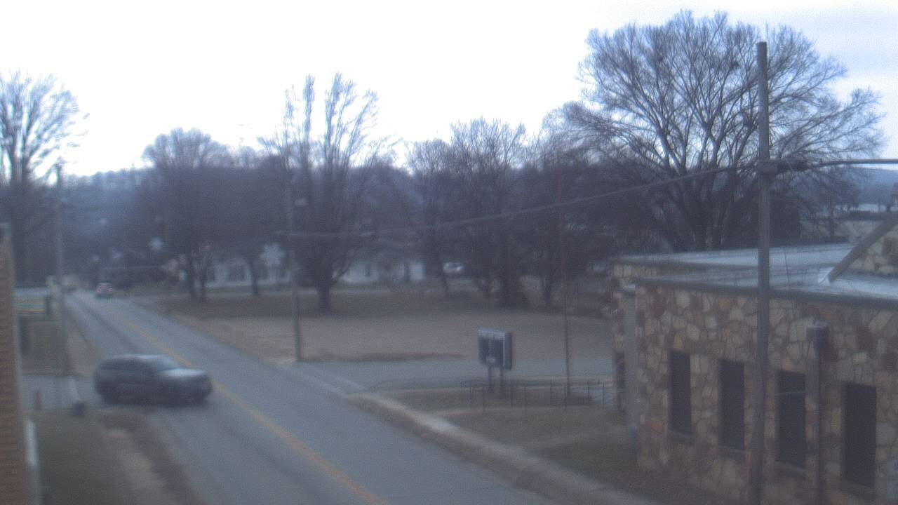 Thumbnail for current weather camera view from Current River Career Center in Doniphan, Missouri