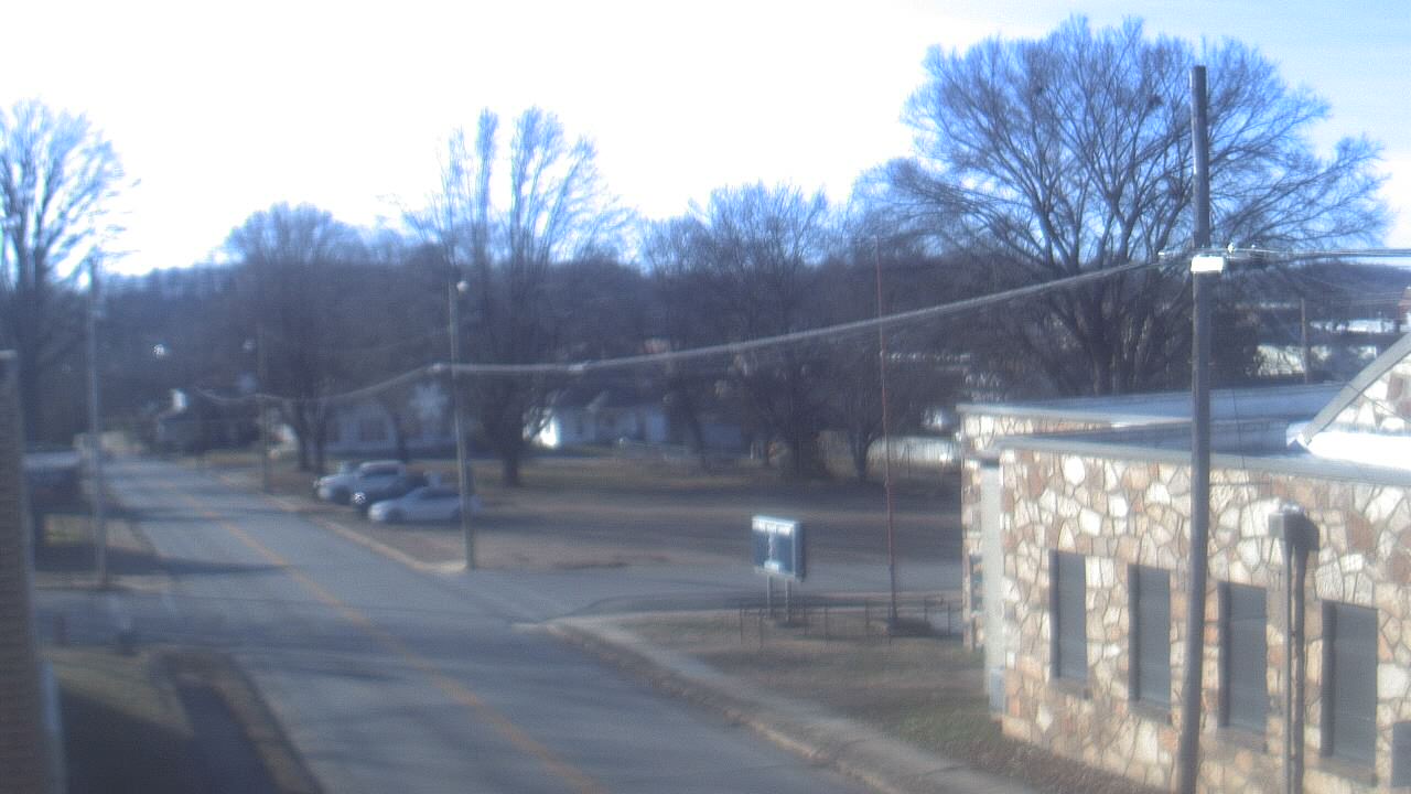 Thumbnail for current weather camera view from Current River Career Center in Doniphan, Missouri