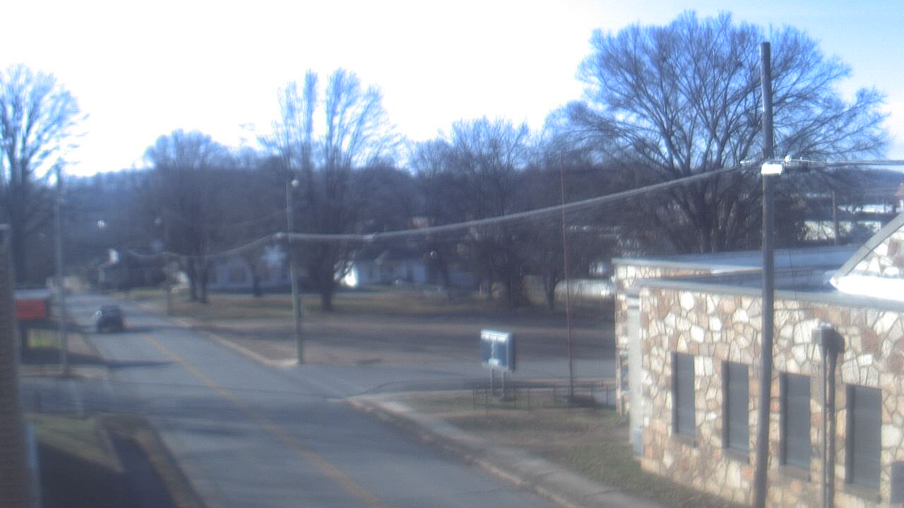 Thumbnail for current weather camera view from Current River Career Center in Doniphan, Missouri