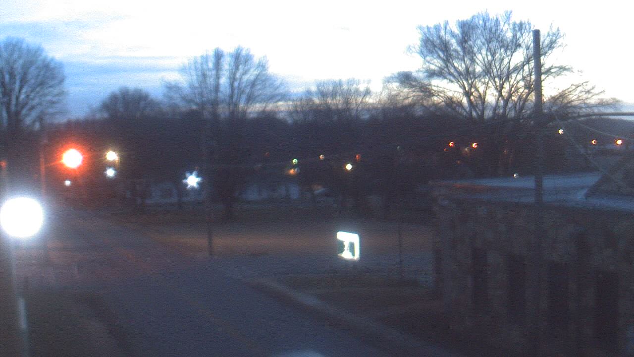 Thumbnail for current weather camera view from Current River Career Center in Doniphan, Missouri