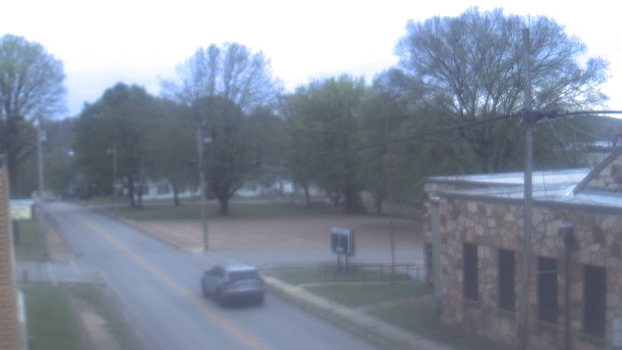 Thumbnail for current weather camera view from Current River Career Center in Doniphan, Missouri