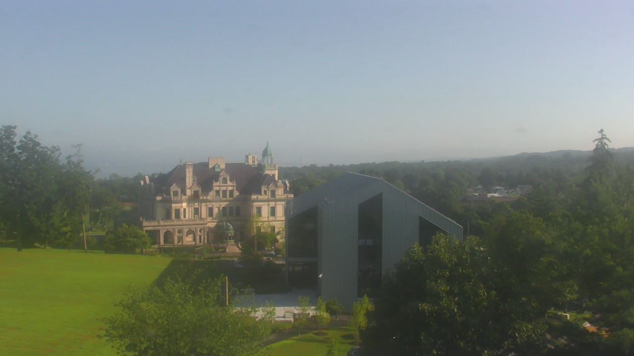 Thumbnail for current weather camera view from The Masters School in Dobbs Ferry, New York