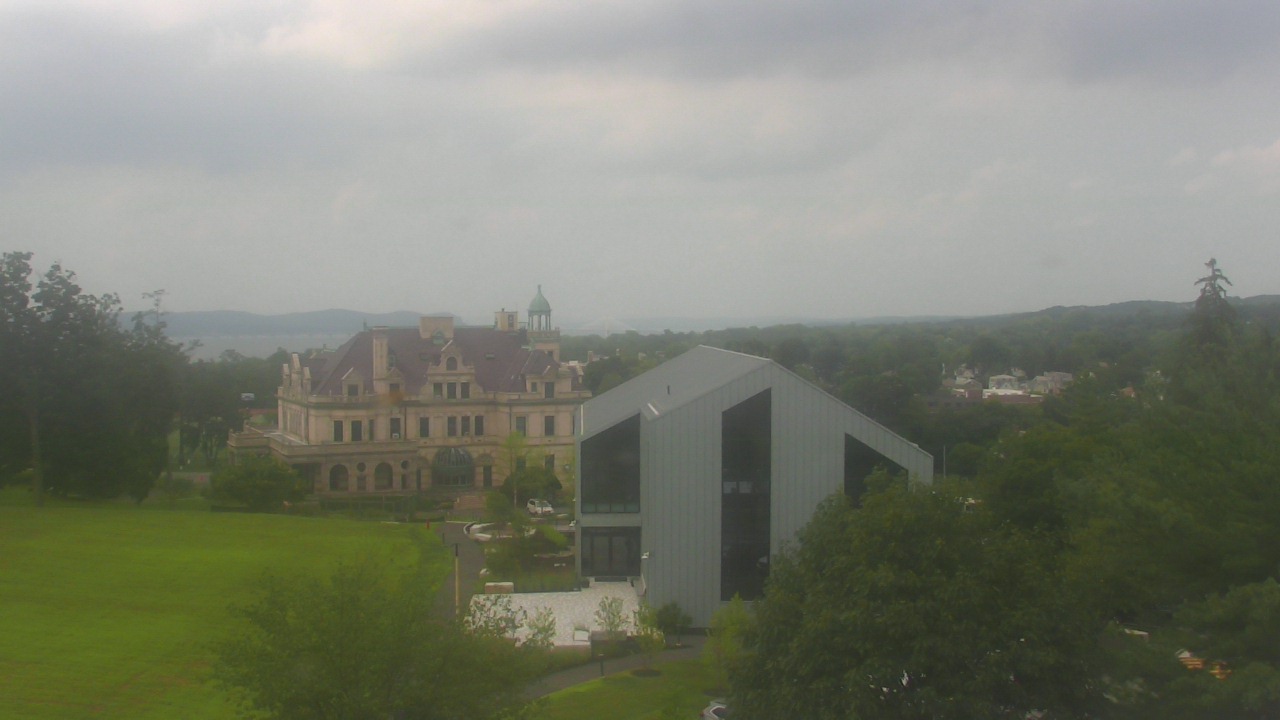 Thumbnail for current weather camera view from The Masters School in Dobbs Ferry, New York