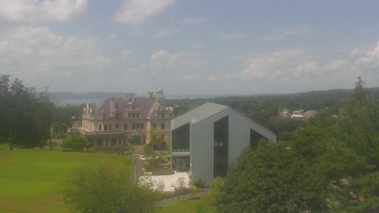 Thumbnail for current weather camera view from The Masters School in Dobbs Ferry, New York