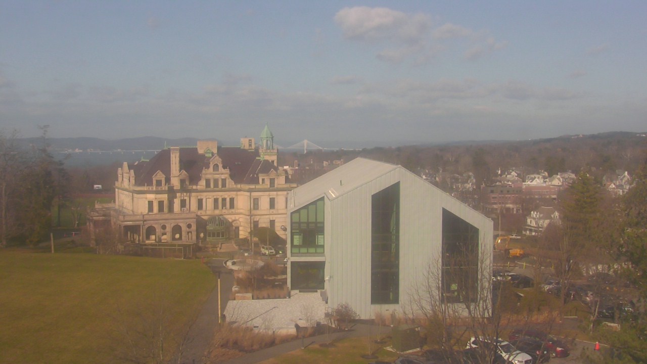 Thumbnail for current weather camera view from The Masters School in Dobbs Ferry, New York