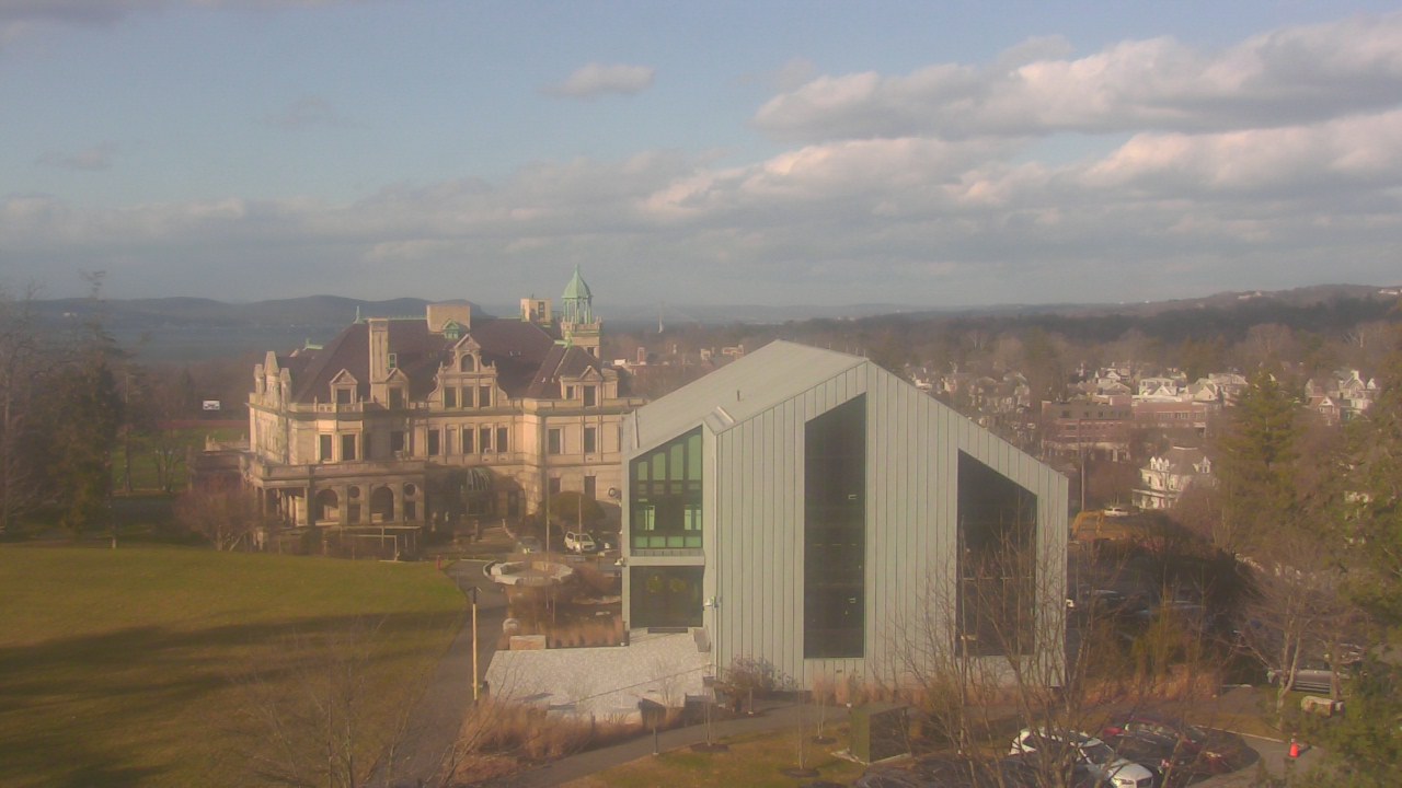 Thumbnail for current weather camera view from The Masters School in Dobbs Ferry, New York