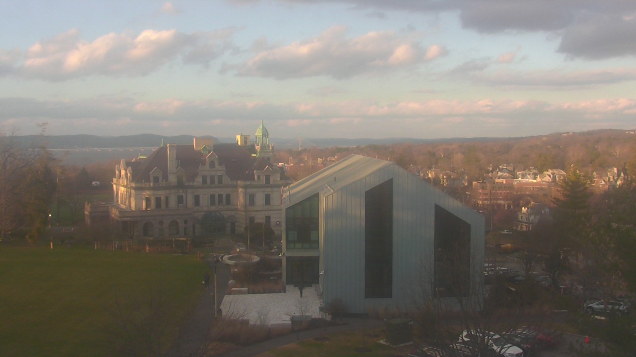 Thumbnail for current weather camera view from The Masters School in Dobbs Ferry, New York