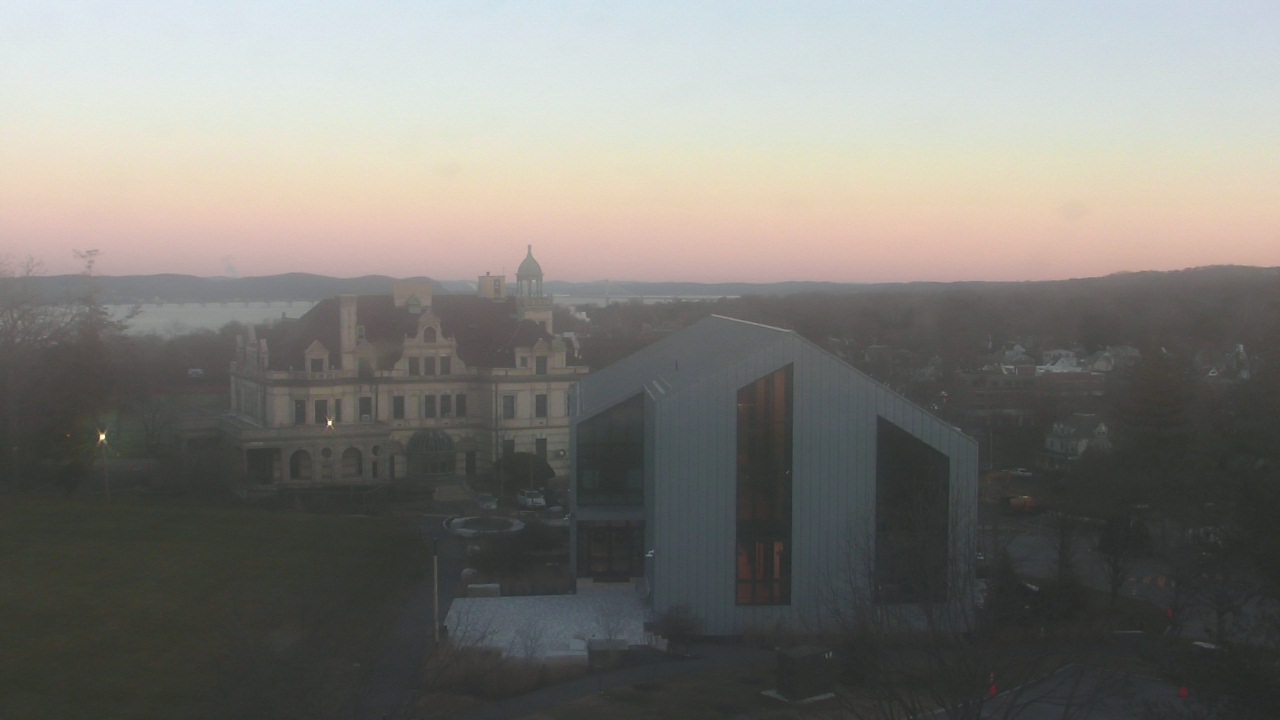 Thumbnail for current weather camera view from The Masters School in Dobbs Ferry, New York
