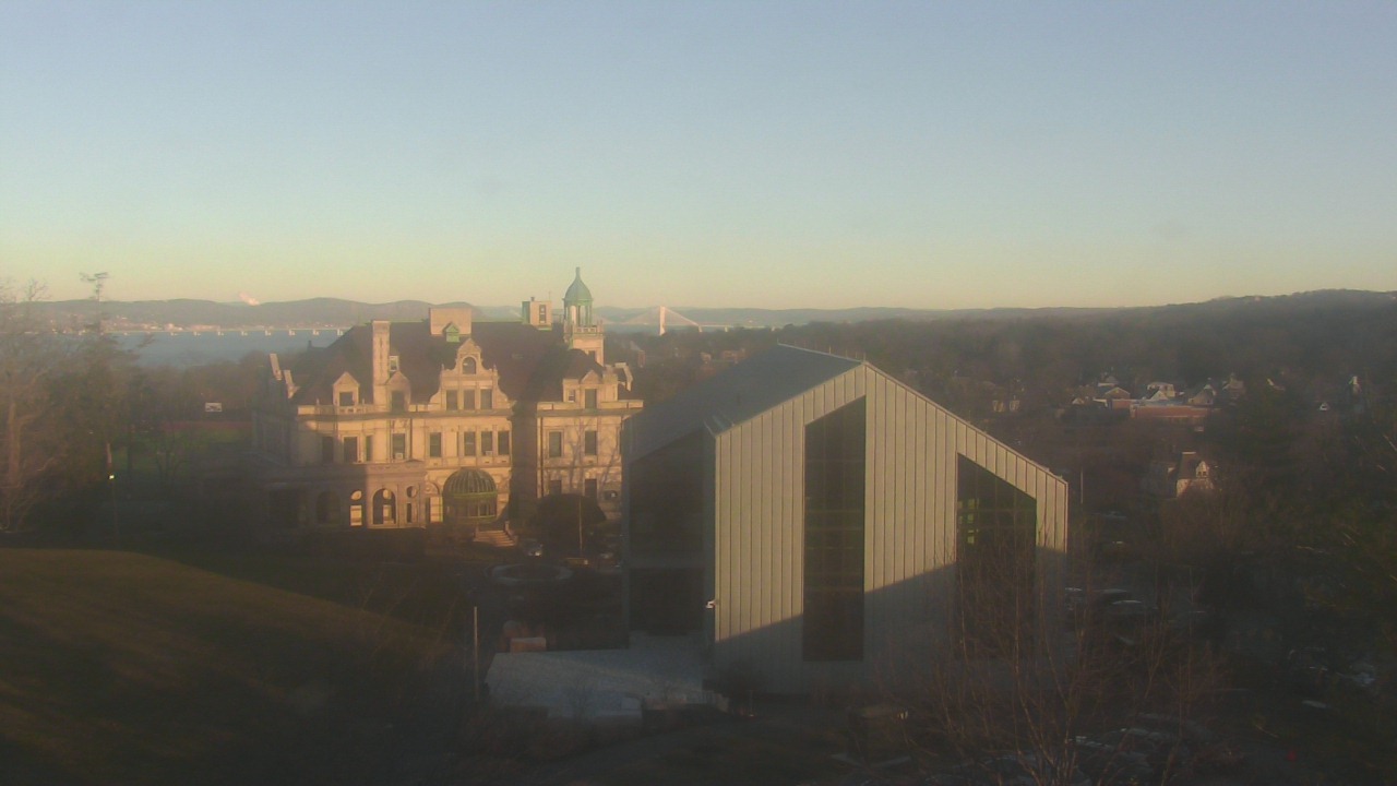 Thumbnail for current weather camera view from The Masters School in Dobbs Ferry, New York