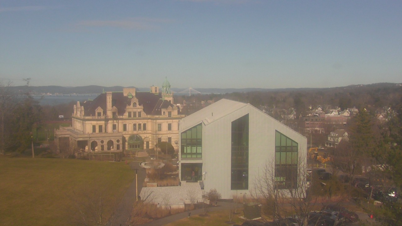 Thumbnail for current weather camera view from The Masters School in Dobbs Ferry, New York