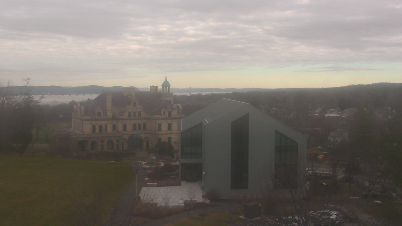 Thumbnail for current weather camera view from The Masters School in Dobbs Ferry, New York