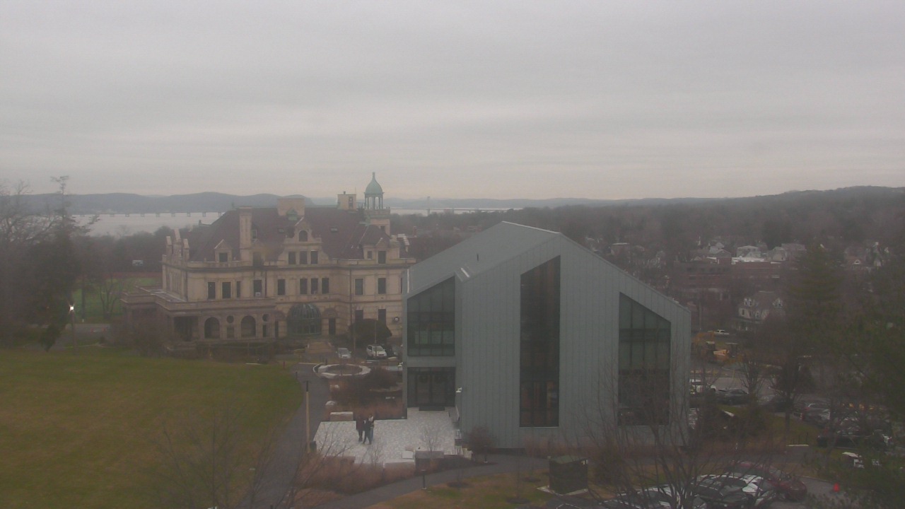 Thumbnail for current weather camera view from The Masters School in Dobbs Ferry, New York